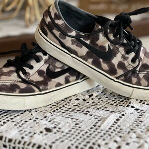 Nike Zoom Stefan Janoski Premium Digi Camo Size 2.5y